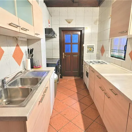 Kmetija Podobnik Idrija