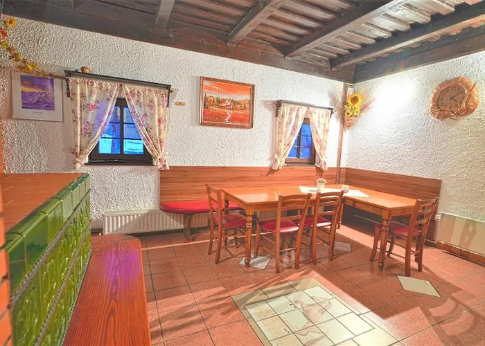 Kmetija Podobnik Hiša za goste Idrija