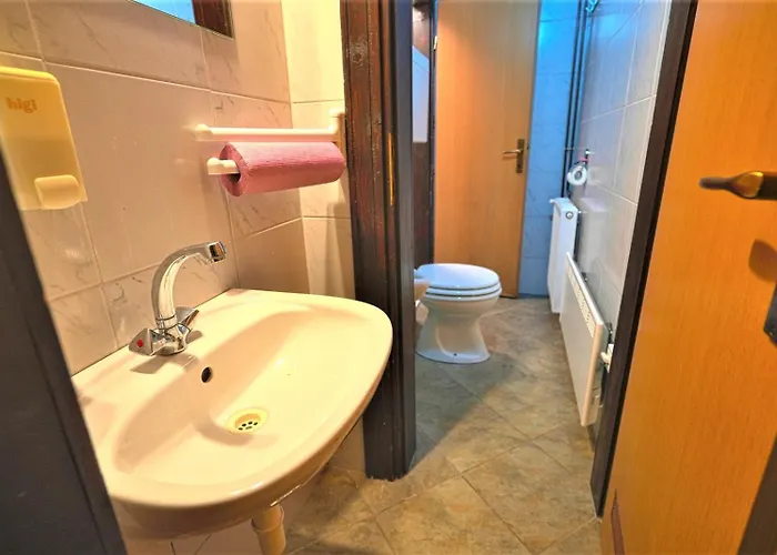 Kmetija Podobnik Hiša za goste