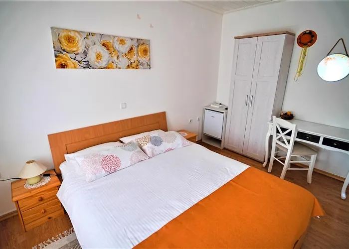 Kmetija Podobnik Hiša za goste Idrija